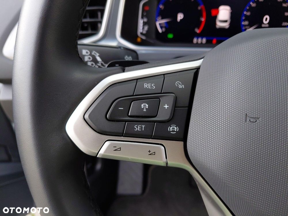 Volkswagen T-Roc 1.5 TSI Style DSG - 21