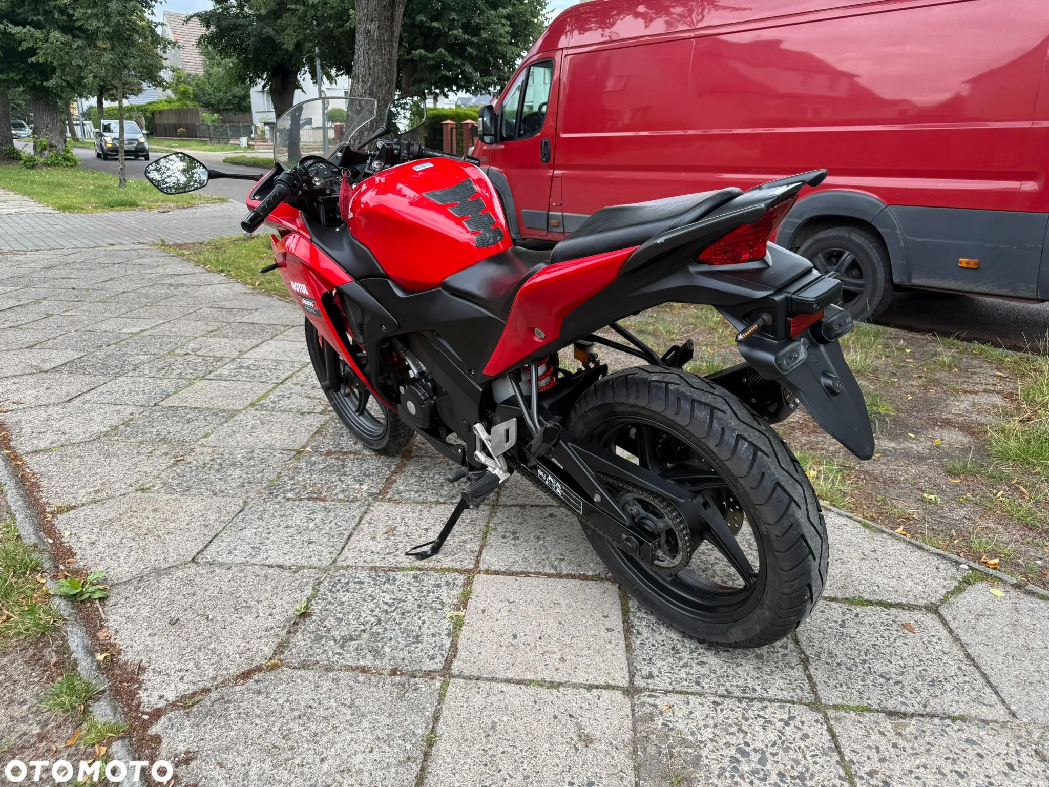 Honda CBR - 9
