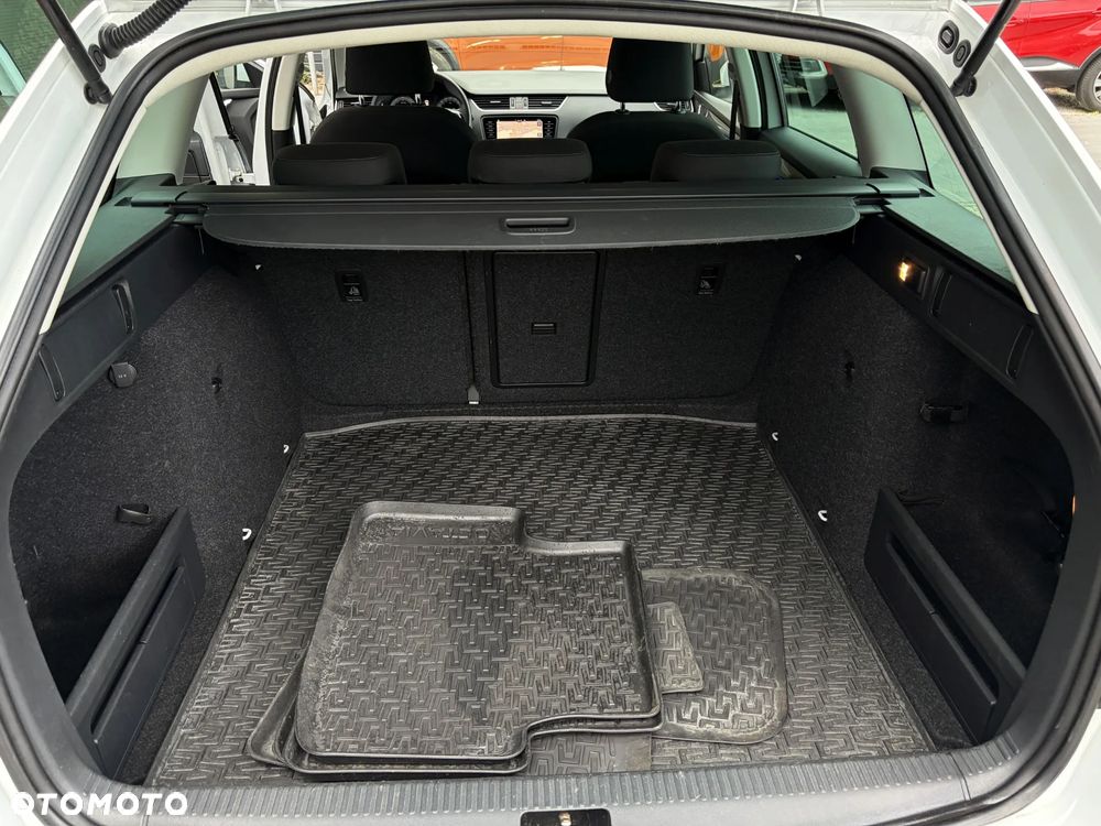 Skoda Octavia 1.5 TSI ACT DSG Ambition - 35