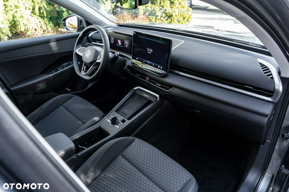 Volkswagen T-Roc - 23