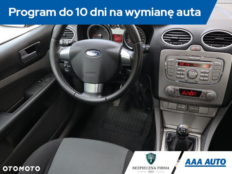 Ford Focus - 8