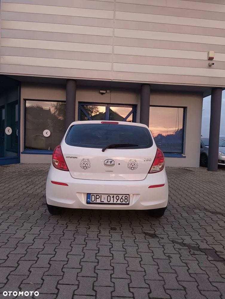 Hyundai i20 1.25 Classic + - 5
