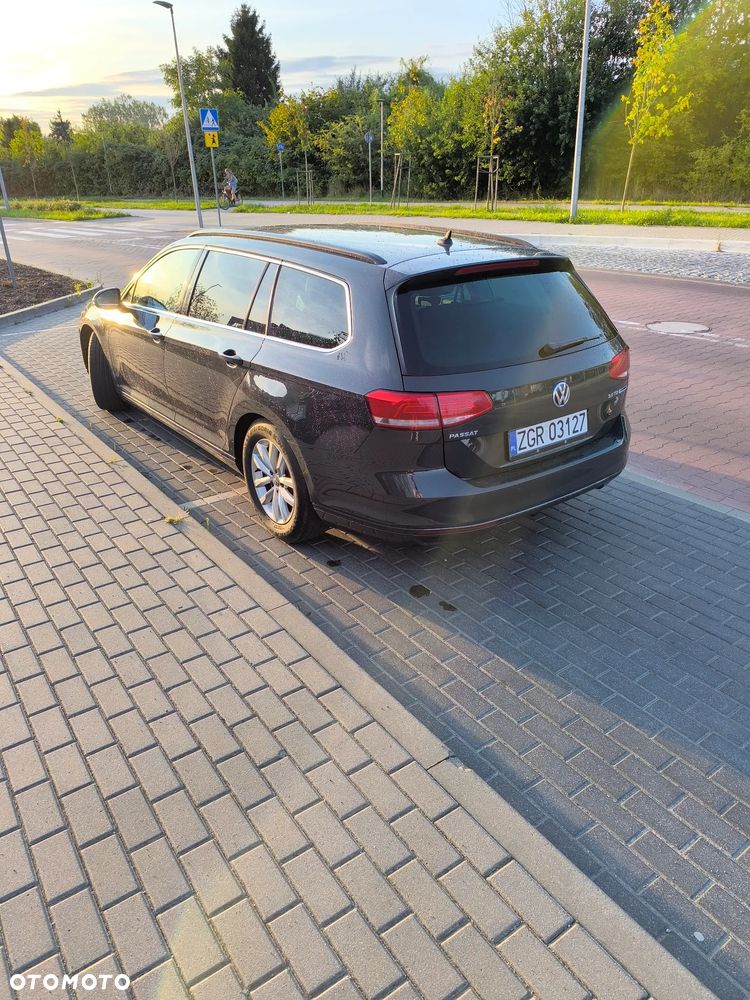 Volkswagen Passat 2.0 TDI (BlueMotion Technology) Comfortline - 6