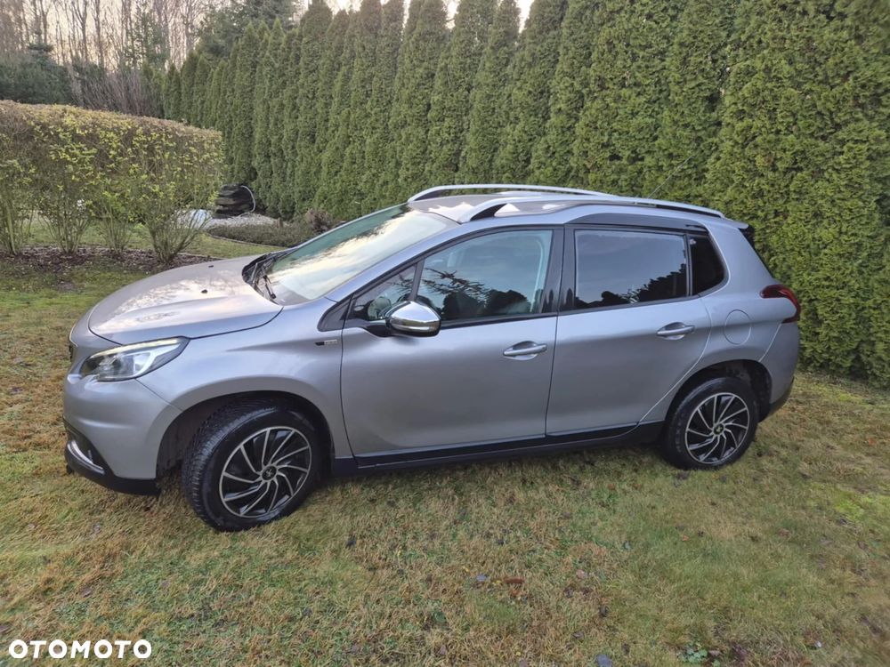 Peugeot 2008 1.6 BlueHDi Style - 24