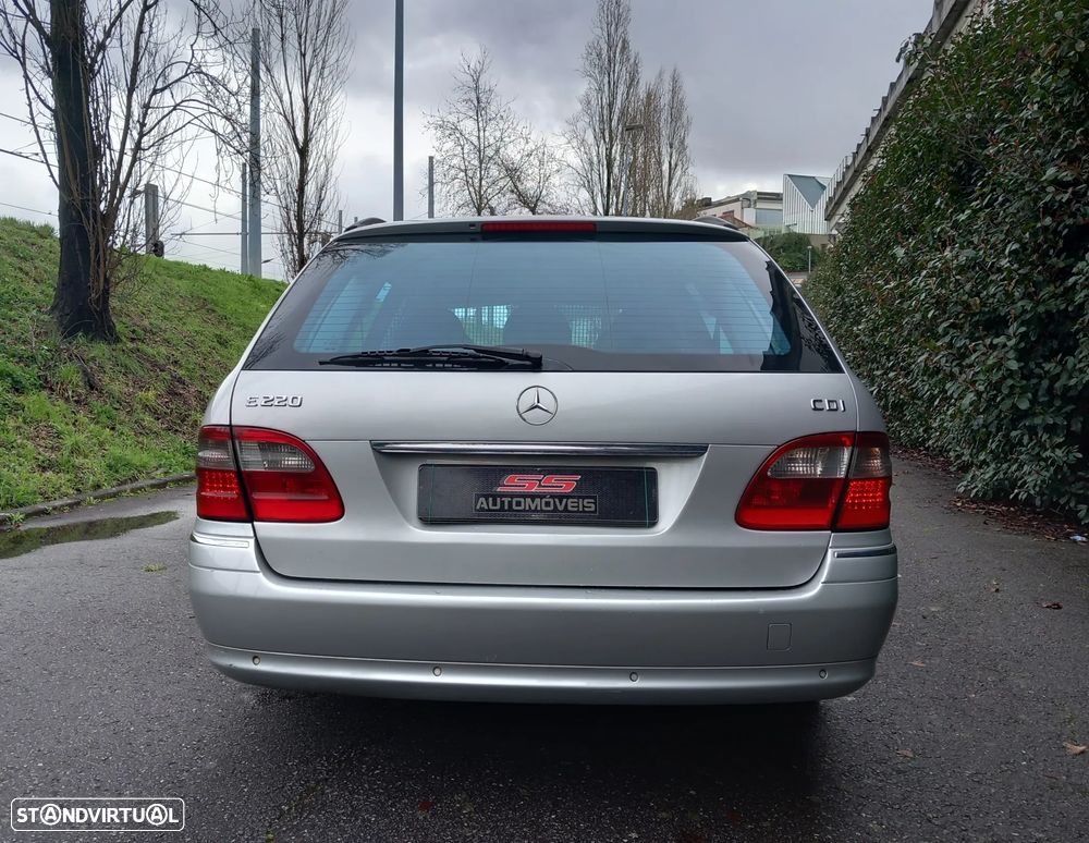 Mercedes-Benz E 220 CDi Avantgarde Aut. - 28