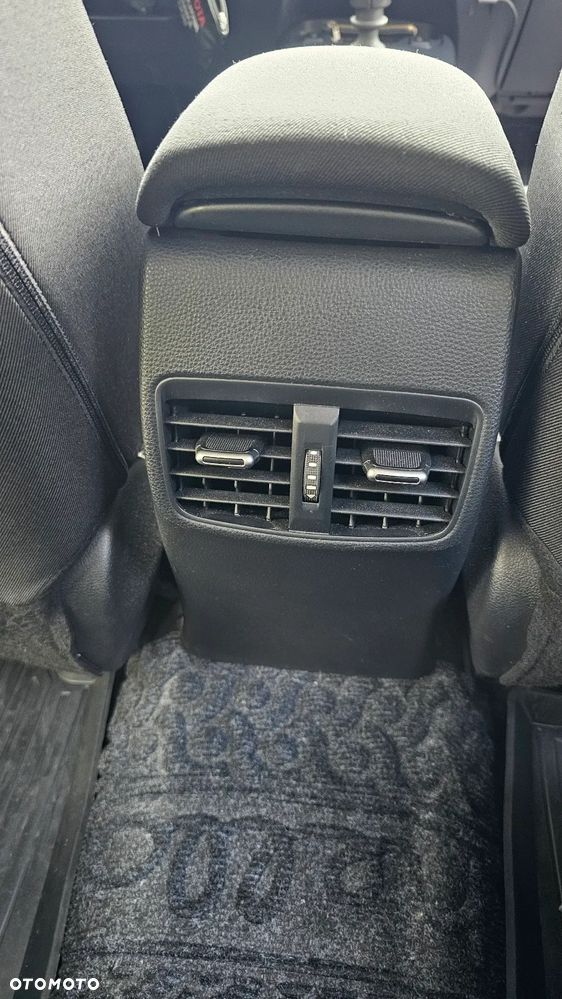 Toyota Corolla 1.5 Comfort - 9