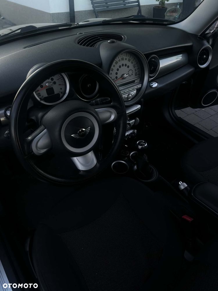 MINI Clubman Cooper - 16