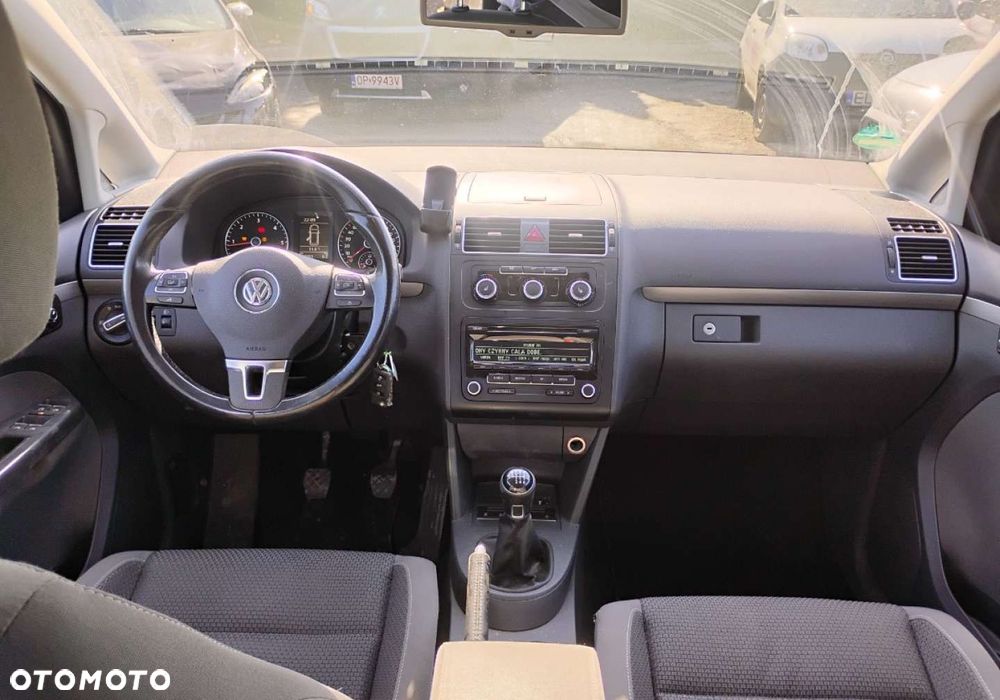 Volkswagen Touran - 7