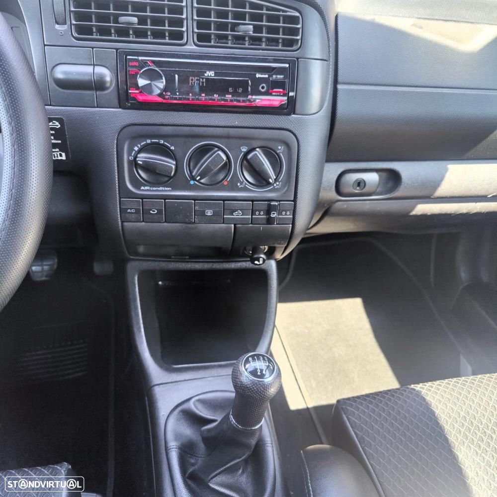 VW Golf Cabriolet - 17