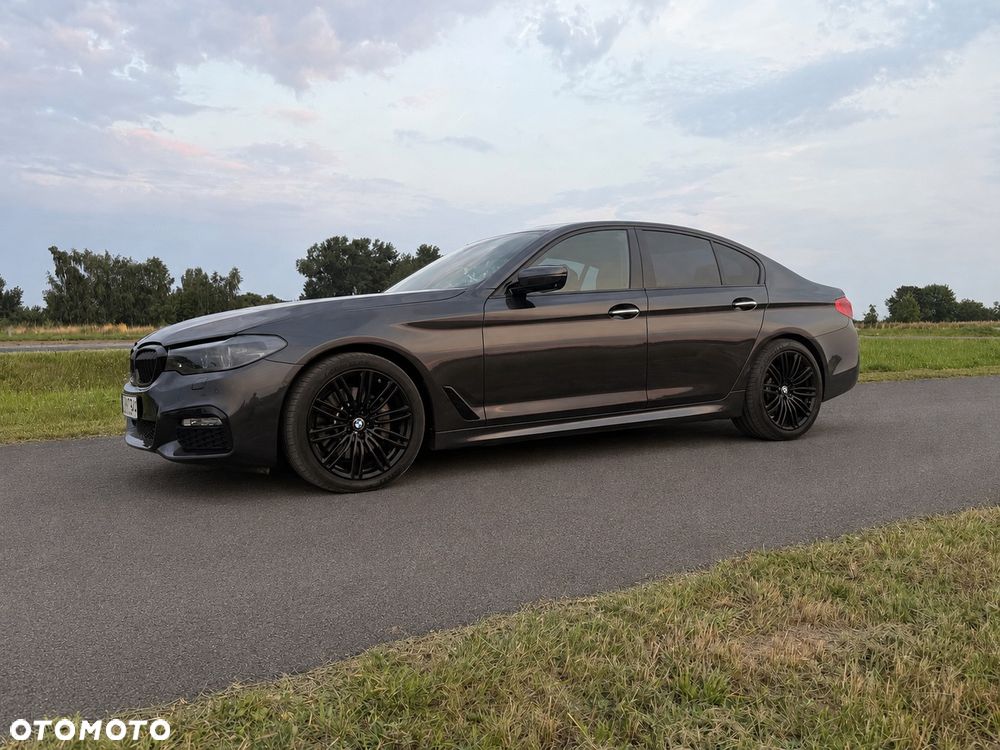 BMW Seria 5 540i M Sport sport - 2