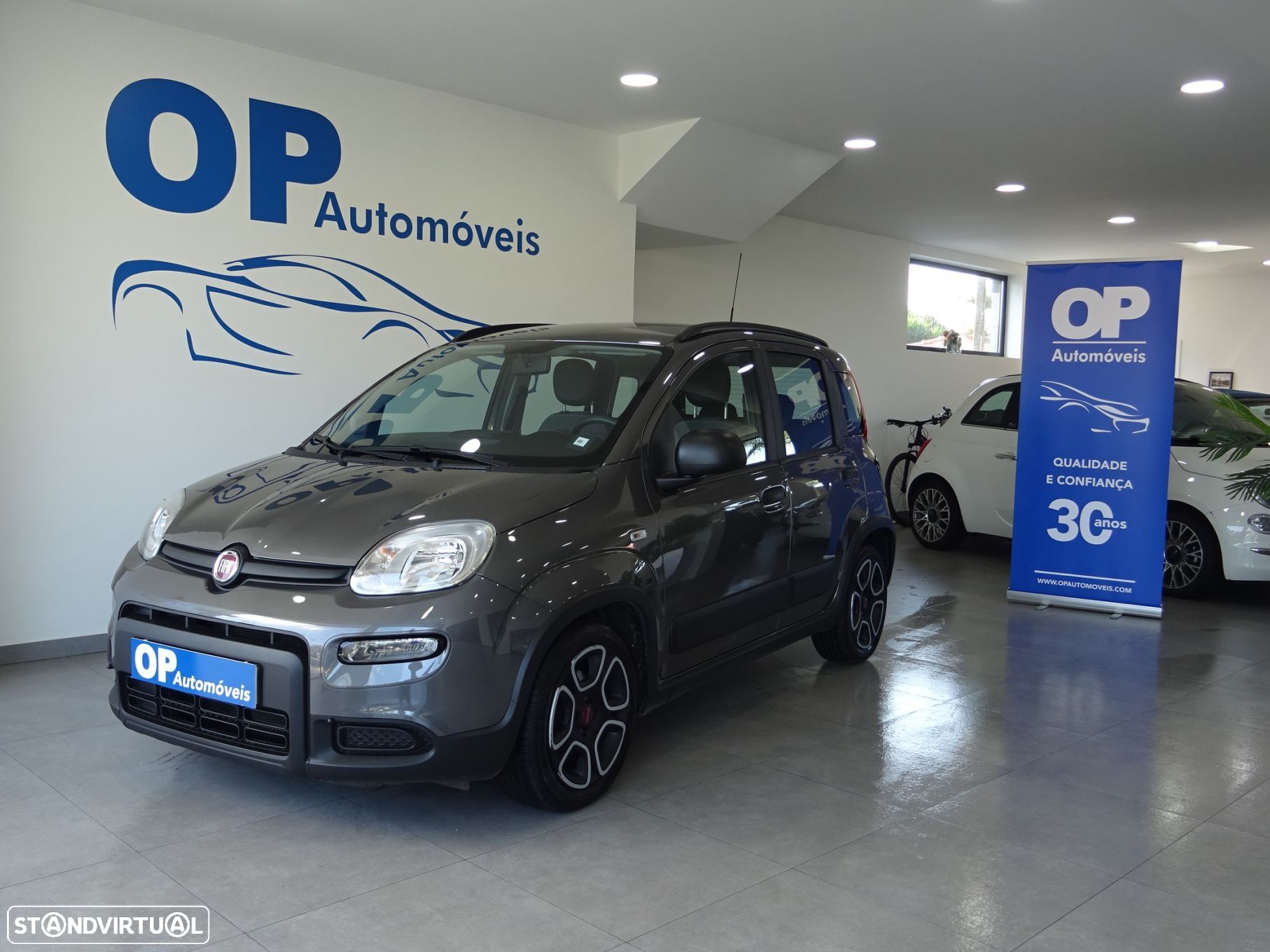 Fiat Panda 1.0 Hybrid City Life - 1