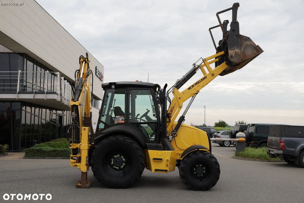 New Holland B100C - 20