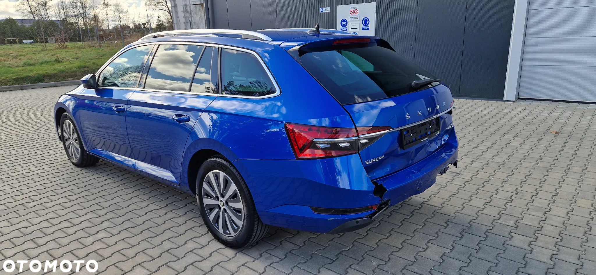 Skoda Superb Combi 2.0 TDI DSG Style - 3