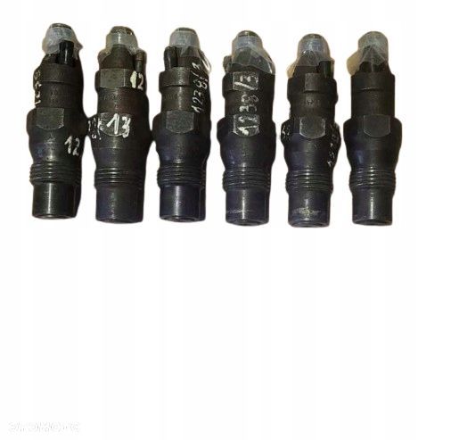 Vw Golf Ii 1.6 Td Wtryskiwacz 068130201B - 1