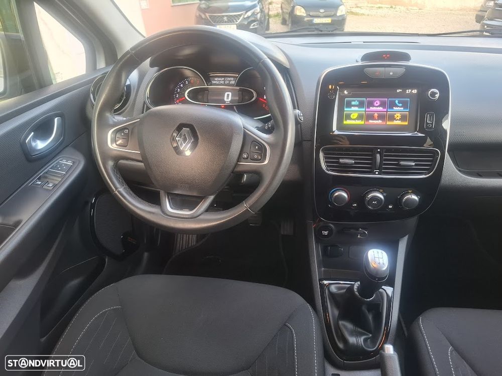 Renault Clio Sport Tourer 0.9 TCe Limited - 8