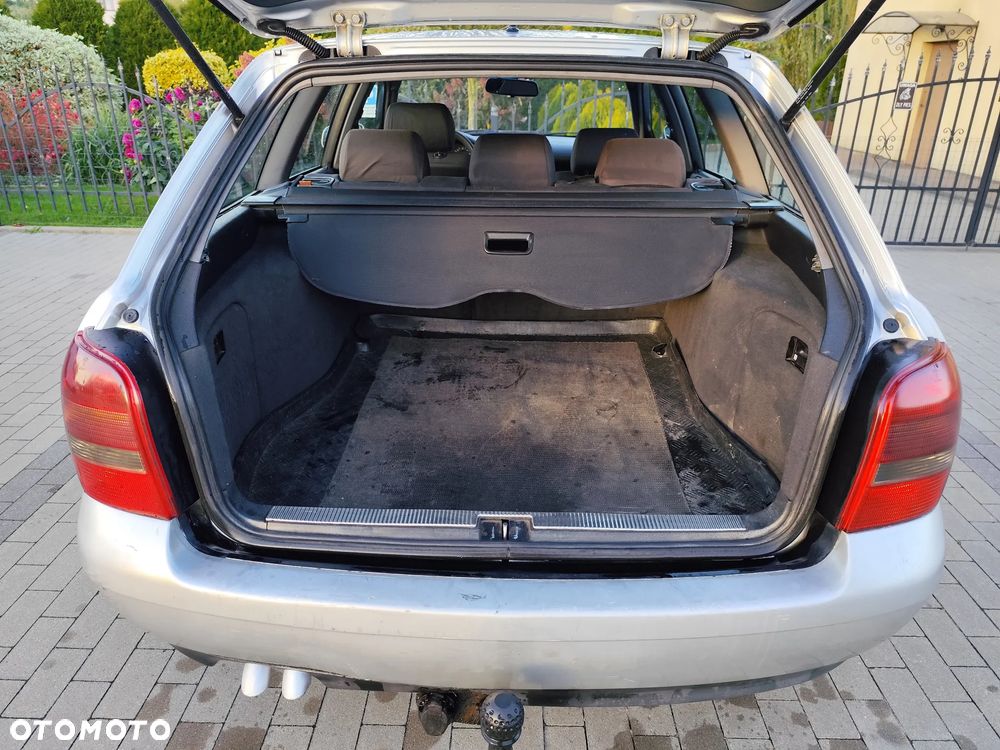Audi A4 Avant - 29