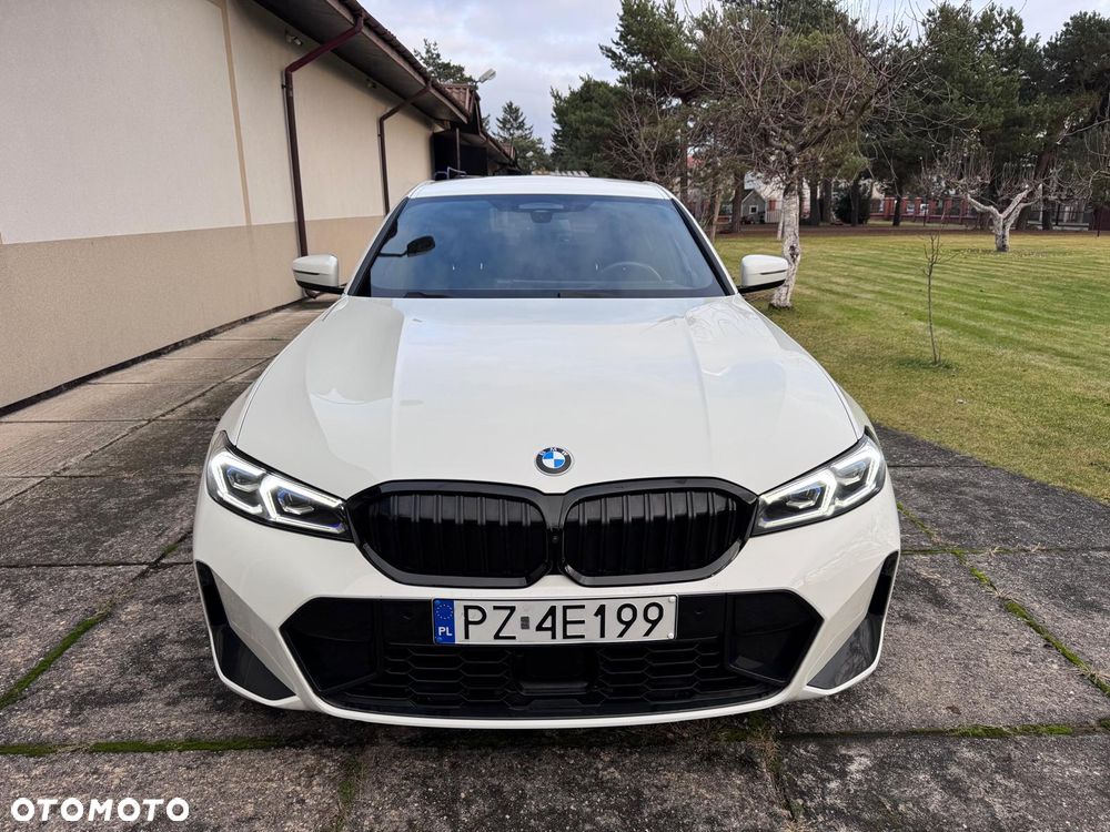BMW Seria 3 320d xDrive M Sport Sport - 4
