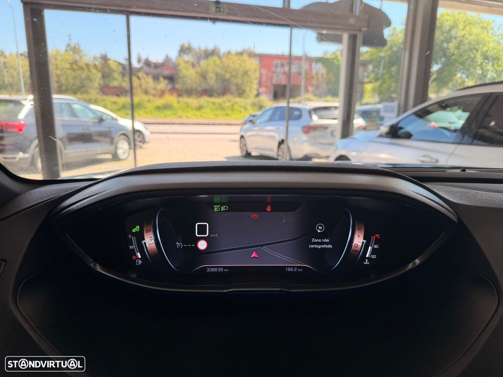 Peugeot 3008 1.6 BlueHDi GT Line - 16