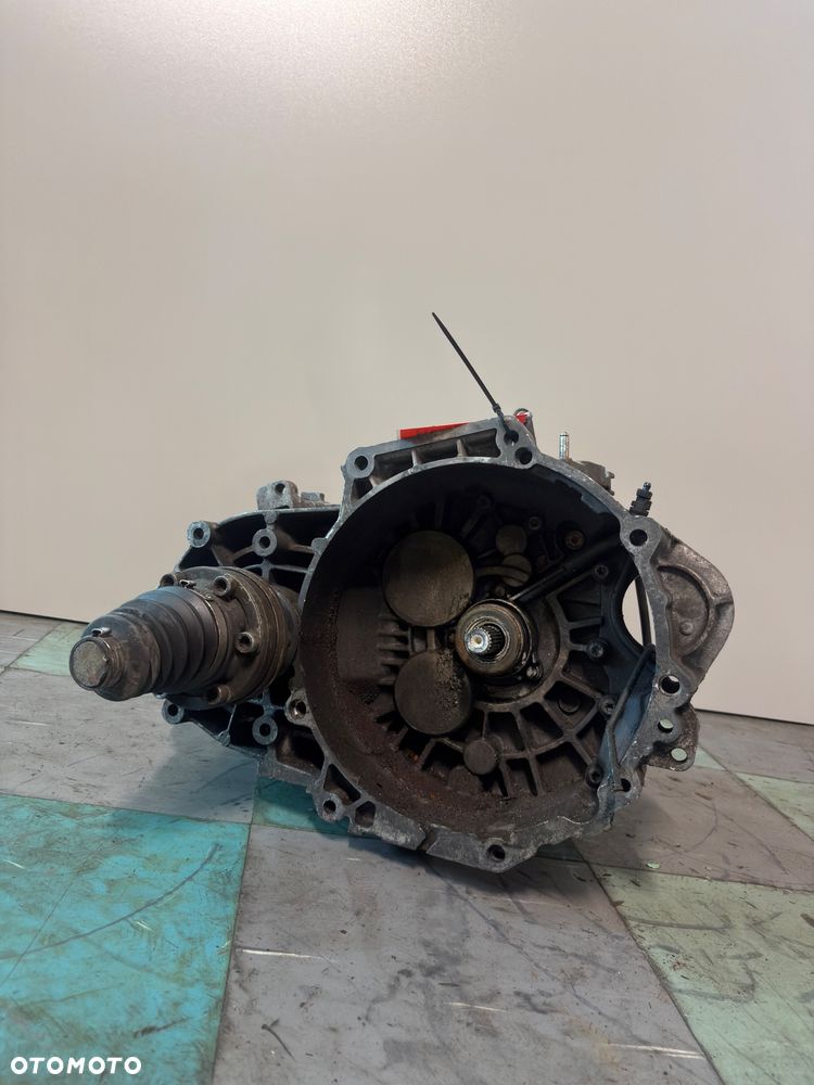 VW Passat B6 2.0 TDI 6 Bieg Skrzynia Biegów JMA - 1