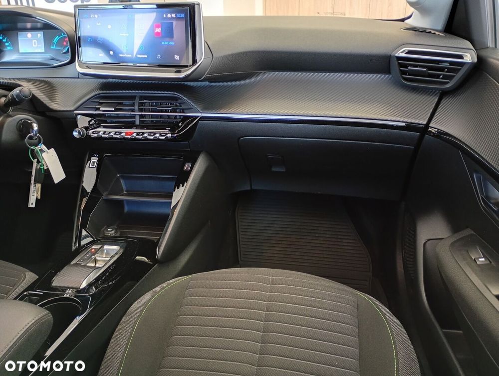 Peugeot 208 50kWh Active - 23
