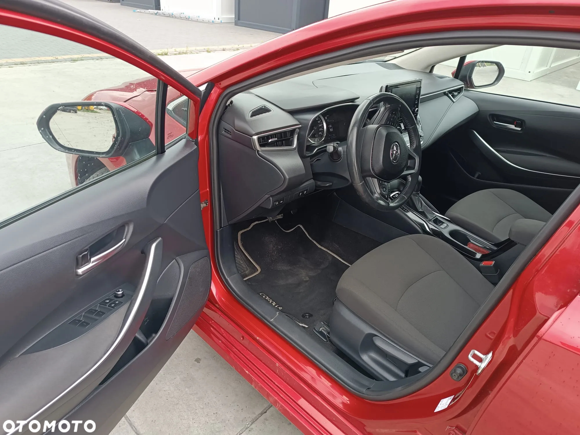 Toyota Corolla 1.8 Hybrid Comfort - 8
