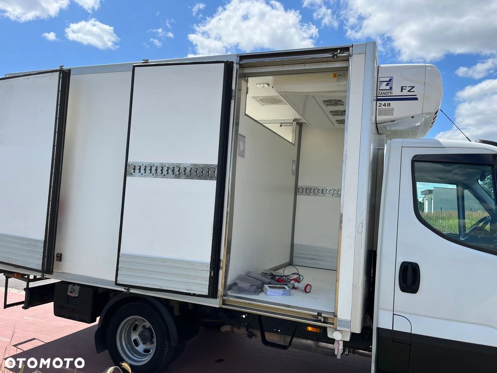 Iveco 35C16 CHŁODNIA BLIŹNIAK HI-MATIC - 11