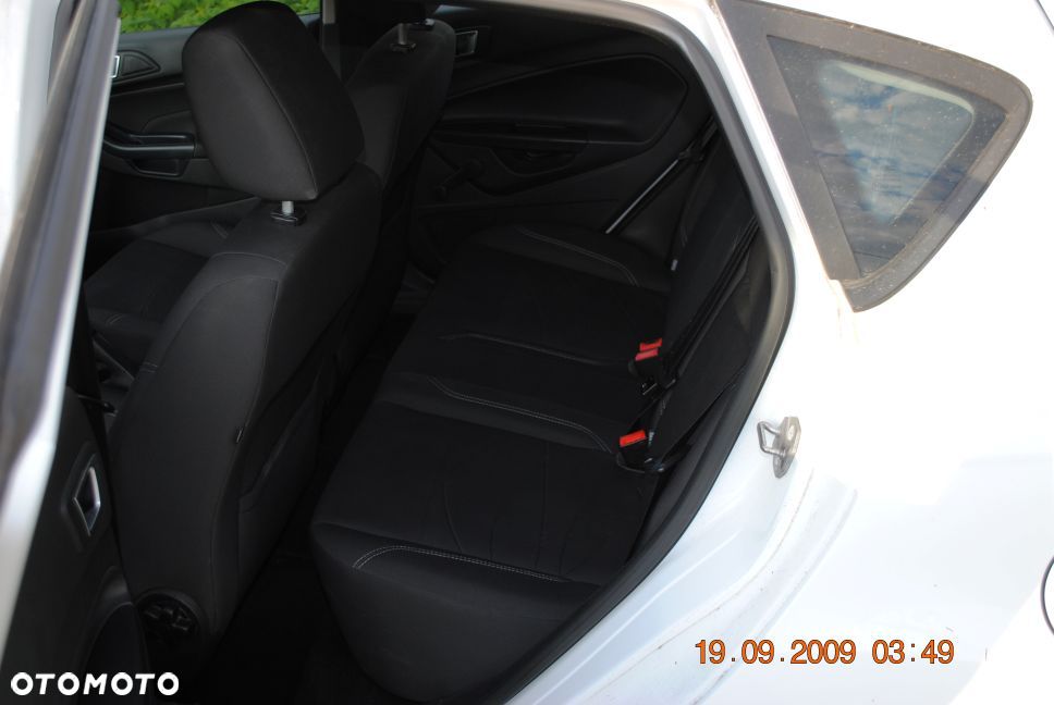 Ford Fiesta - 6