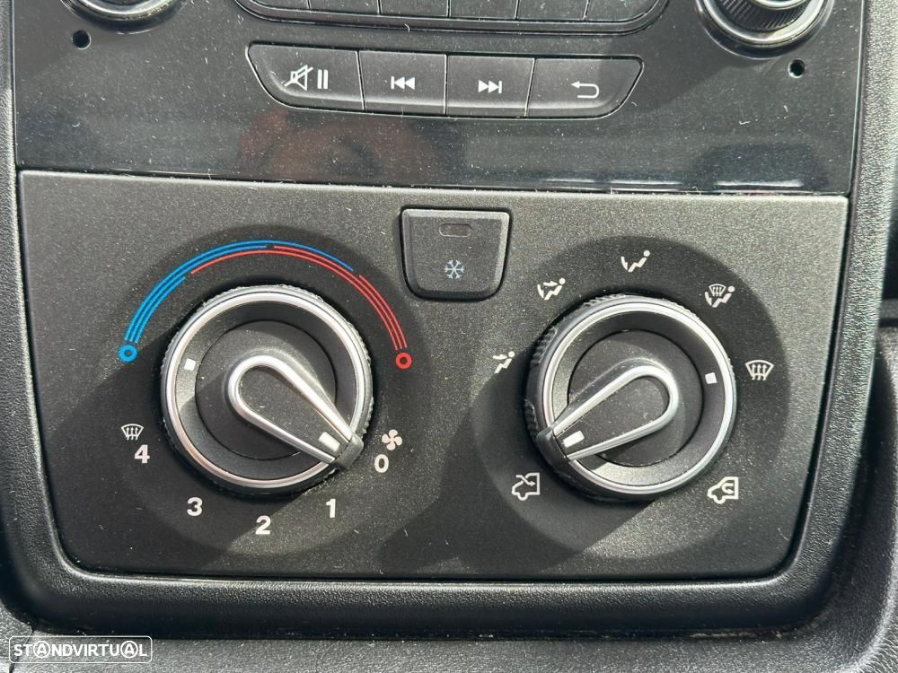 Peugeot Boxer 2.2 BlueHDi Caixa Basculante 3LUG IVA Dedutível - 18