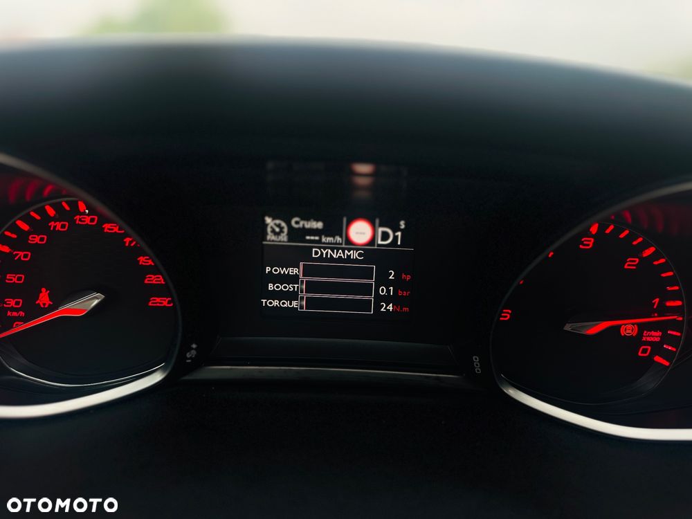 Peugeot 308 SW BlueHDi 180 EAT8 Stop & Start GT - 10