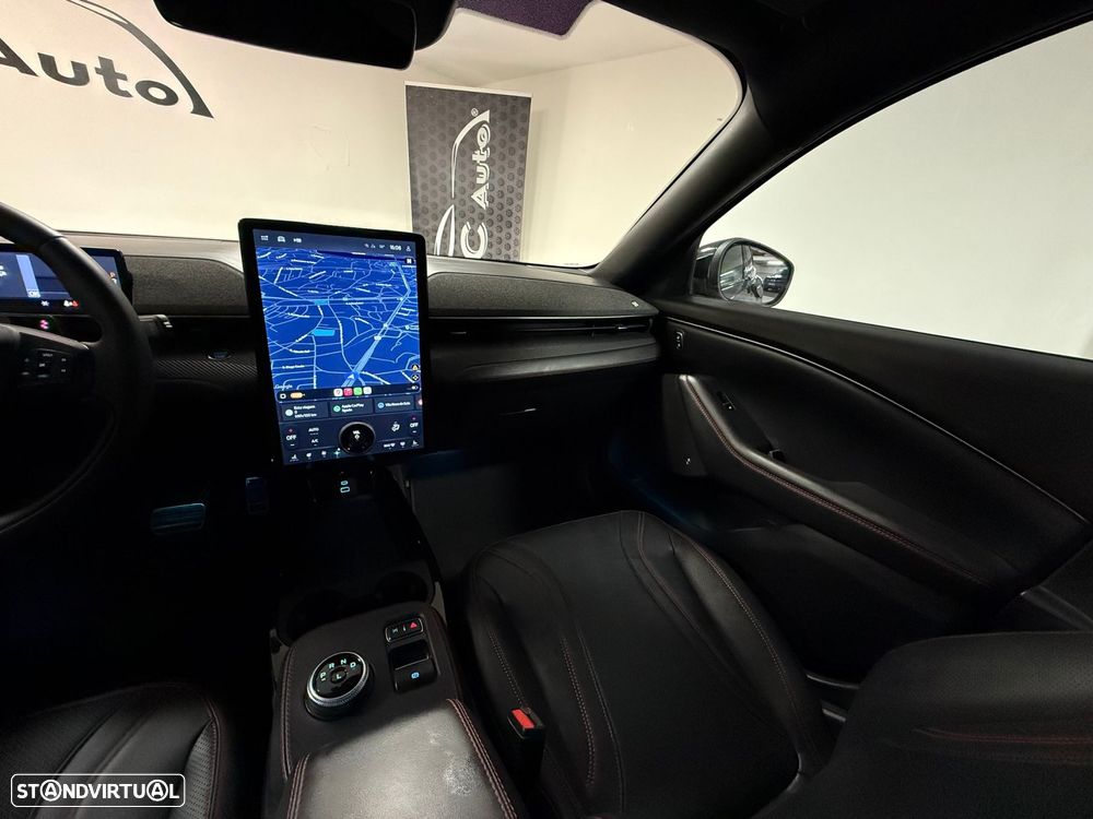 Ford Mustang Mach-E Alargada AWD - 30