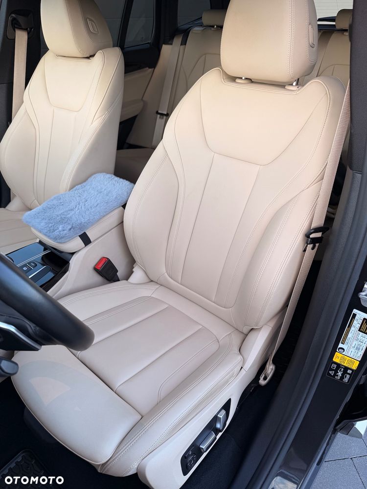 BMW X3 xDrive30i xLine - 9