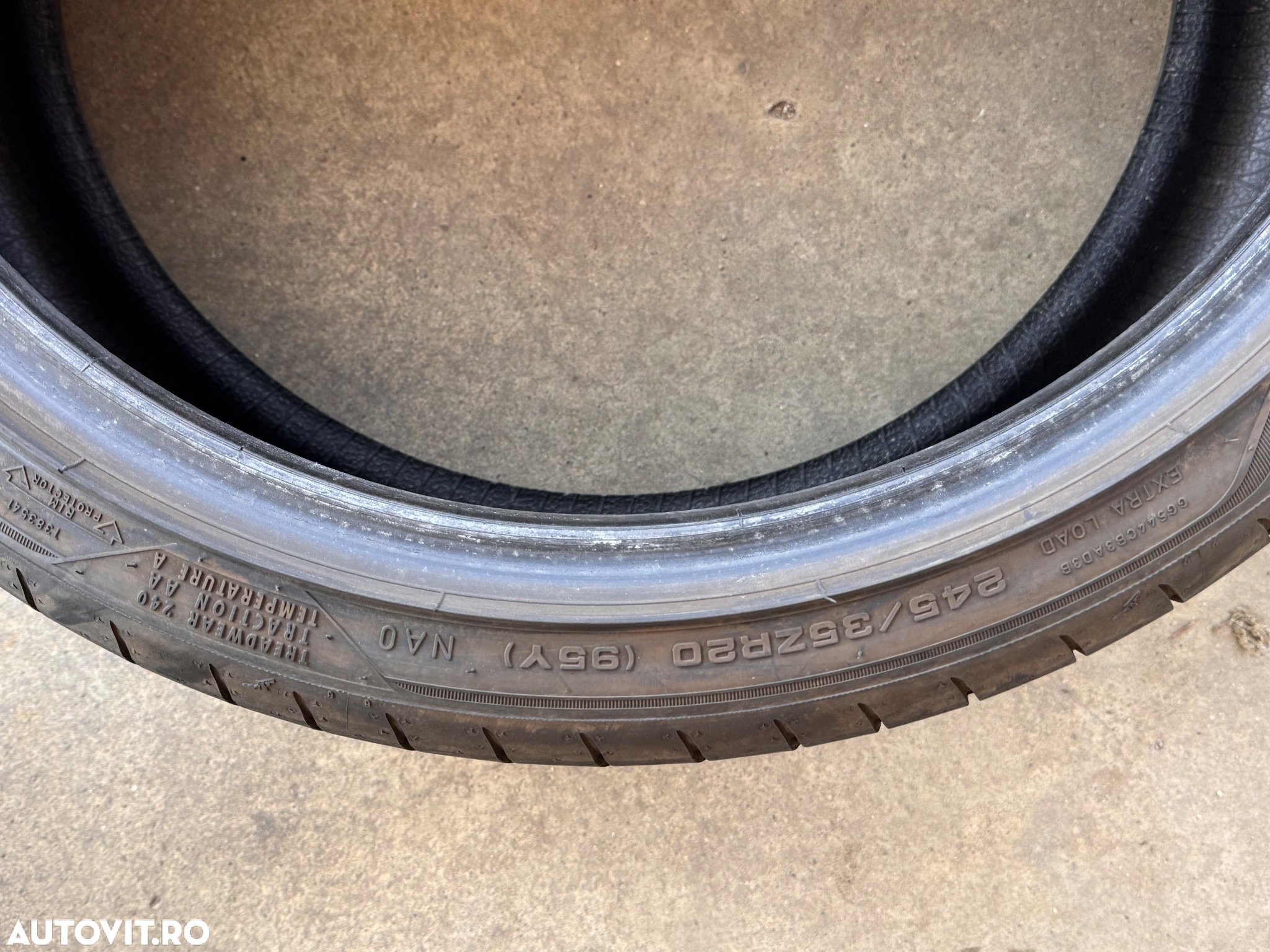 Vând 2 anvelope 245/35/20 goodyear de vară ca noi - 5