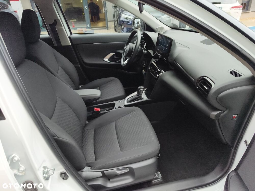 Toyota Yaris Cross - 10
