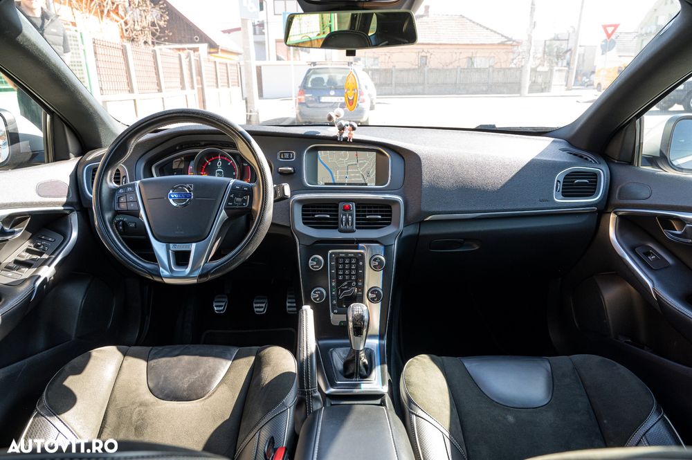 Volvo V40 D2 Momentum - 6