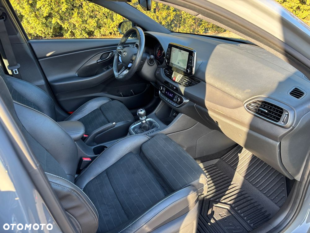 Hyundai i30 N 2.0 T-GDI Performance - 24