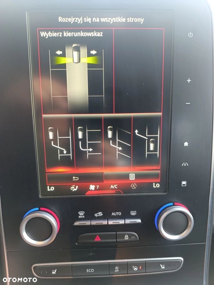 Renault Scenic ENERGY TCe 130 BOSE EDITION - 21