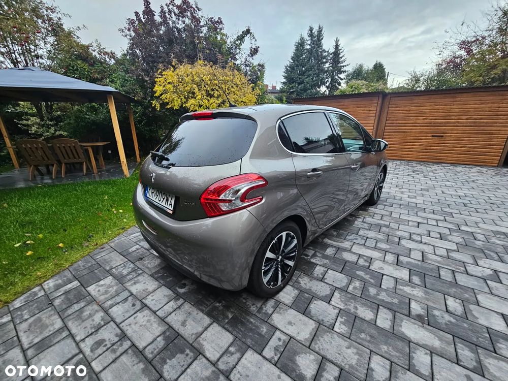 Peugeot 208 1.2 VTi Allure - 5