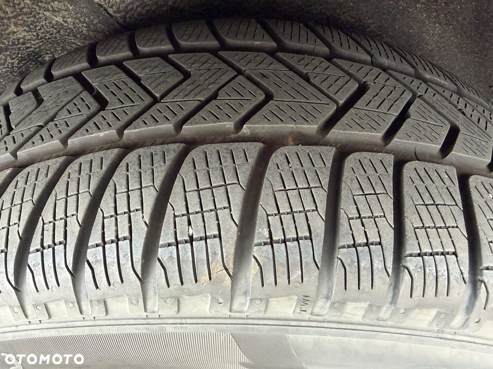 Mercedes-Benz GLE - 34