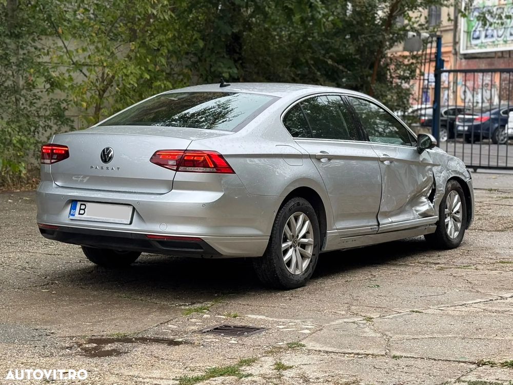 Volkswagen Passat Variant 2.0 TDI DSG Comfortline - 5