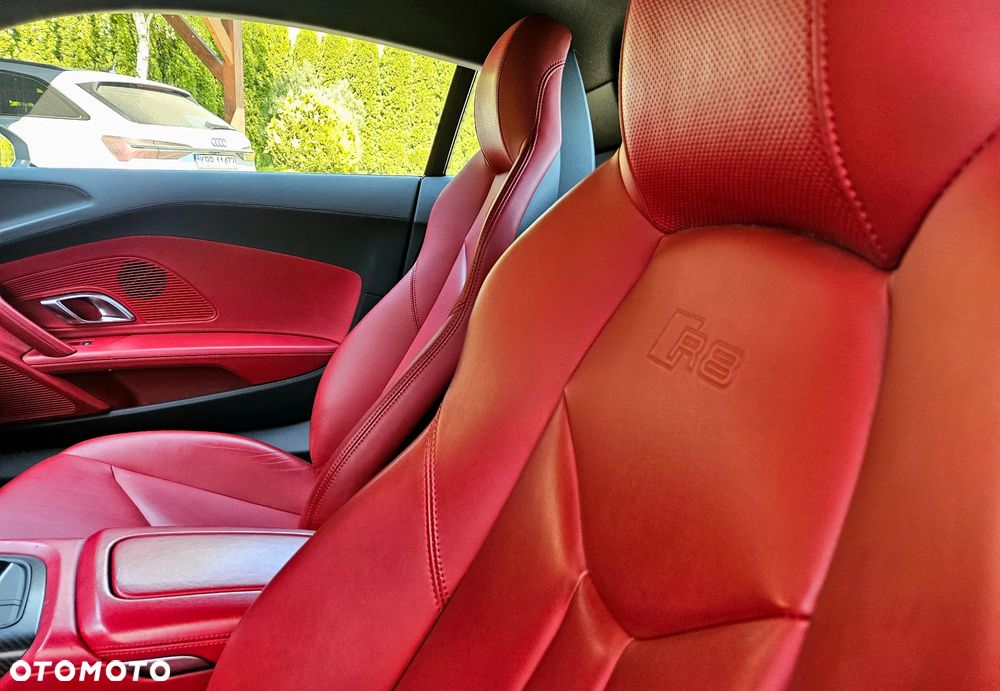 Audi R8 Coupé - 16