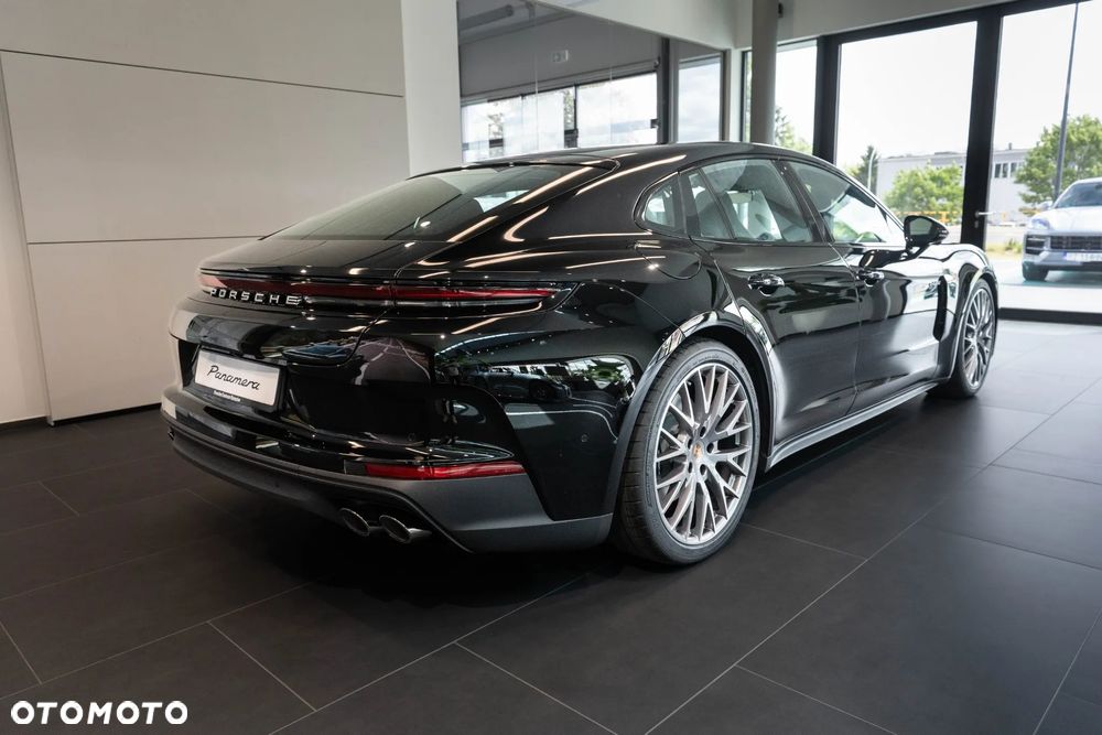 Porsche Panamera 4 E-Hybrid PHEV - 5