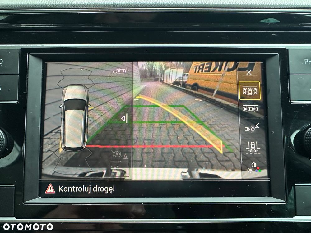 Volkswagen Passat 2.0 TDI SCR - 21