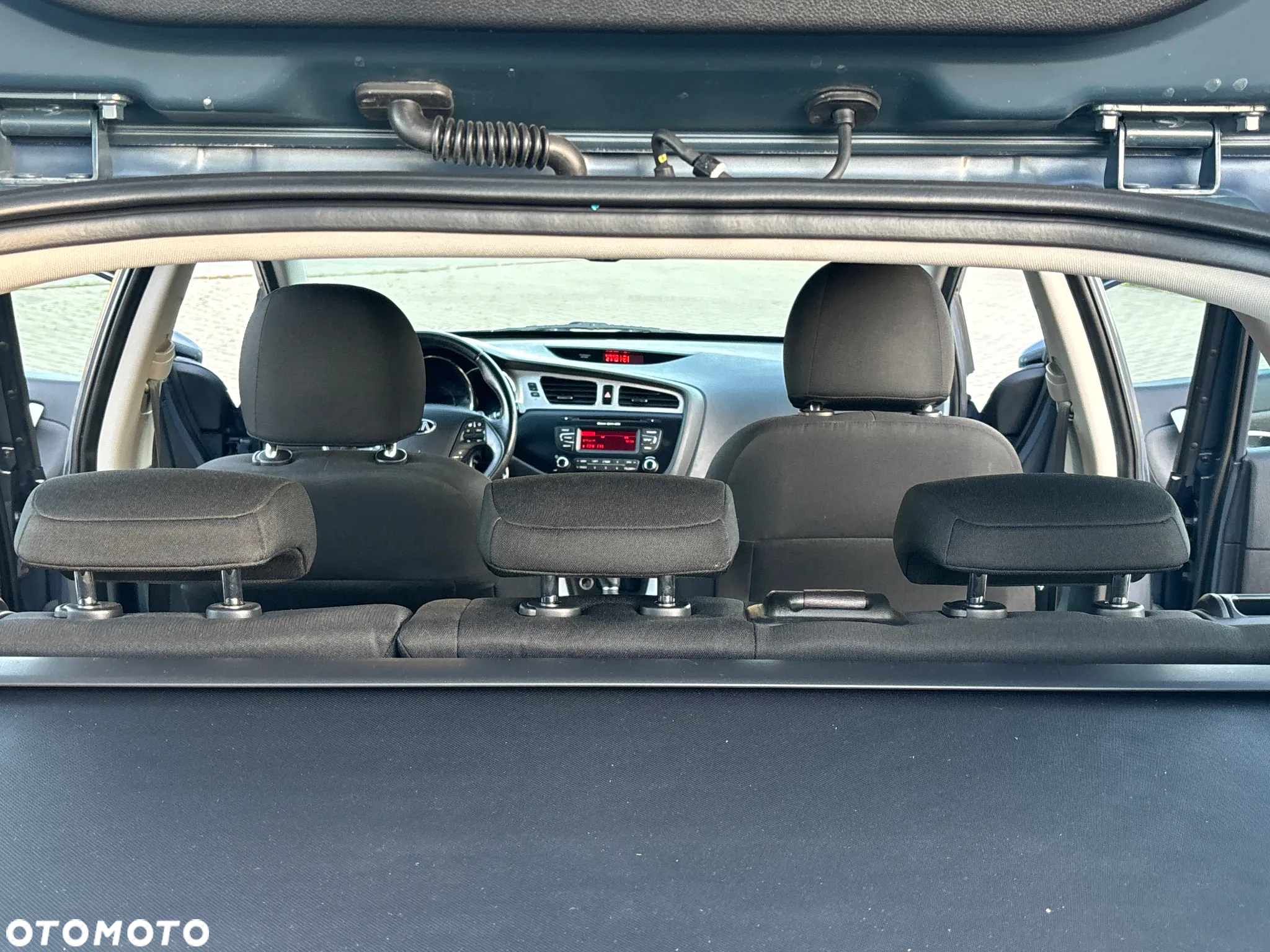 Kia Ceed 1.6 GDI DCT Platinum Edition - 17