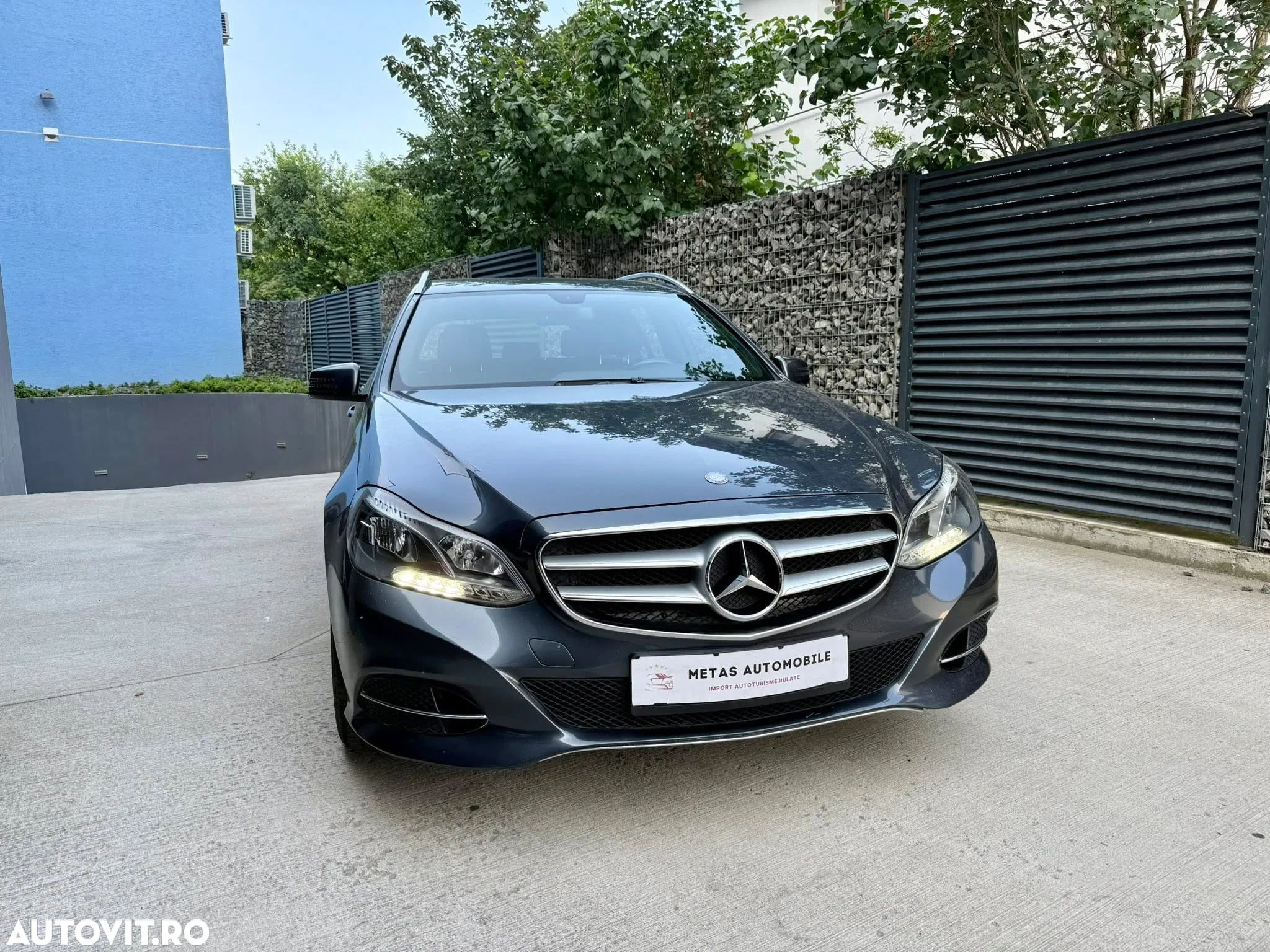 Mercedes-Benz E 200 CDI BlueEfficiency - 11