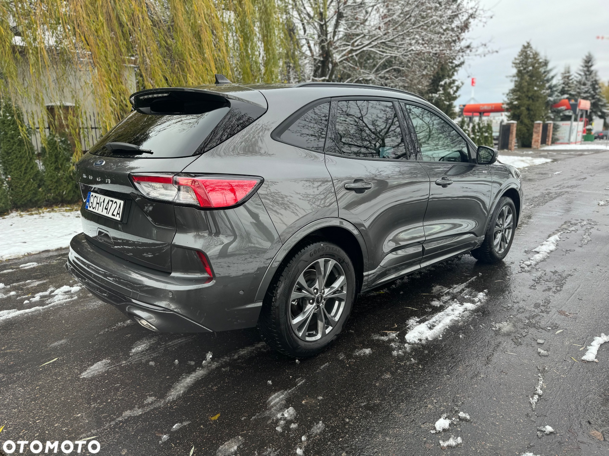 Ford Kuga - 5