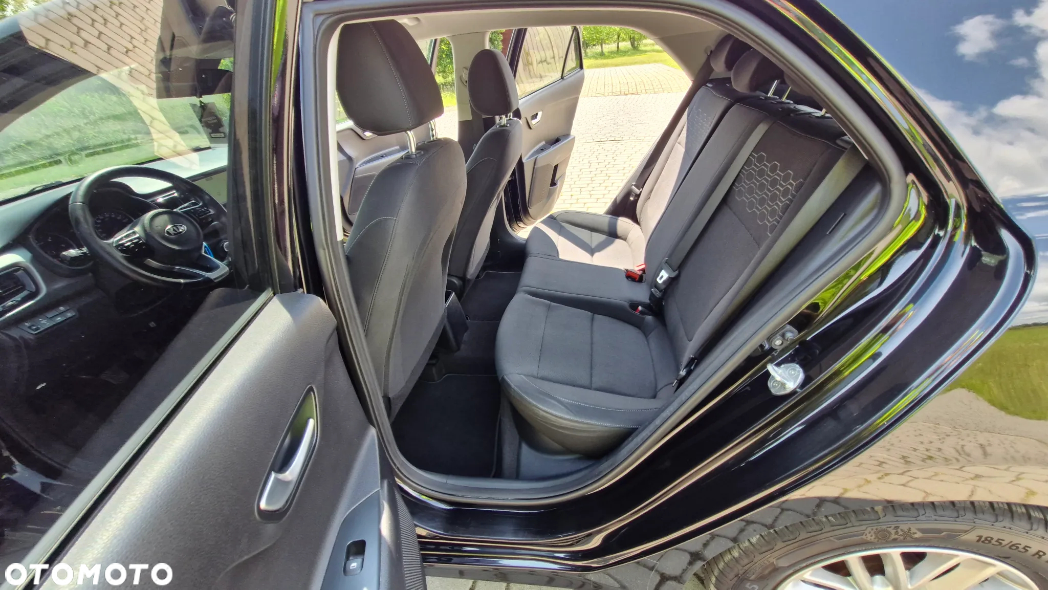 Kia Rio 1.4 CRDi 90 Platinum Edition - 11