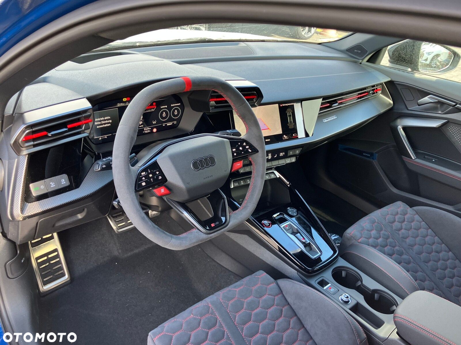 Audi RS3 Limousine - 13