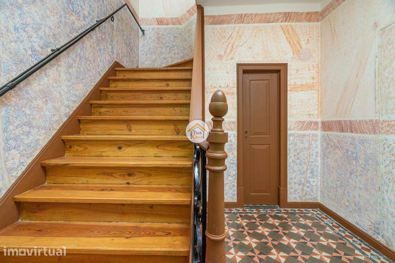 Andar Moradia T2 com Espaço Exterior Localizada na Vila do Torrão, Con - Grande imagem: 2/24