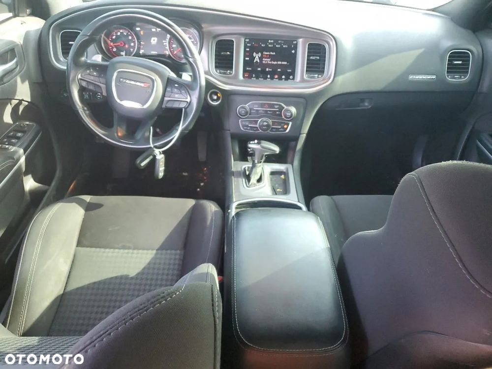 Dodge Charger - 7