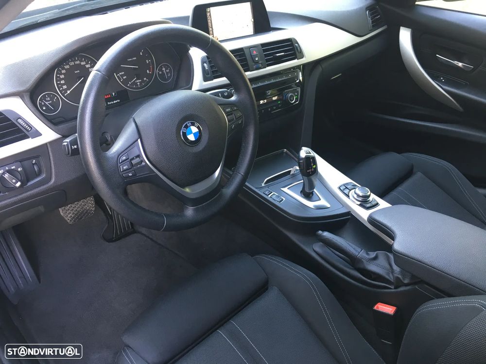BMW 320 d Aut. Sport Line - 10